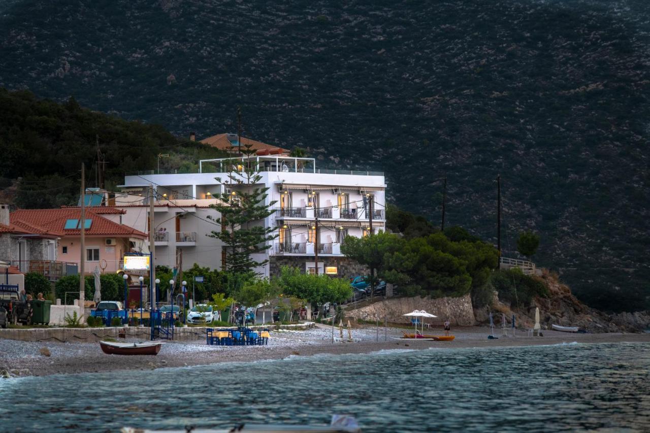 Paraskevas Boutique Hotel Tirós エクステリア 写真