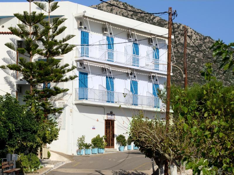 Paraskevas Boutique Hotel Tirós エクステリア 写真