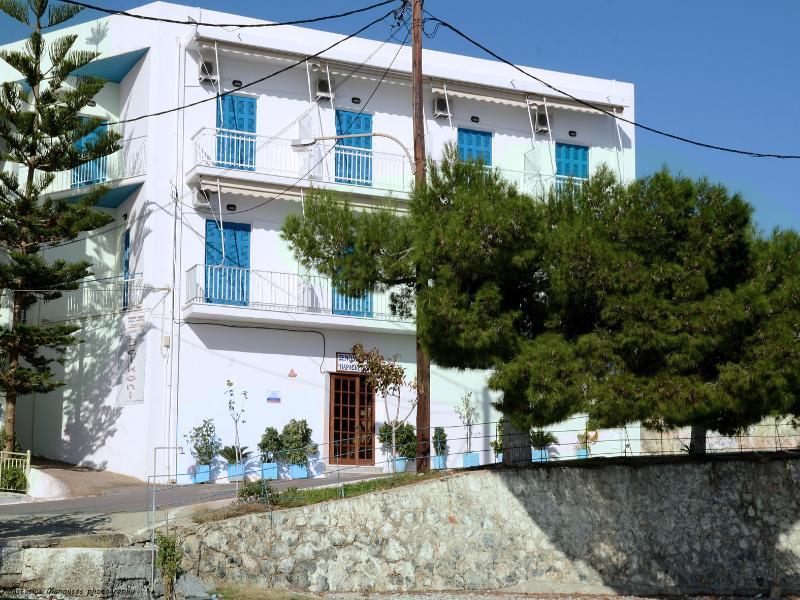 Paraskevas Boutique Hotel Tirós エクステリア 写真