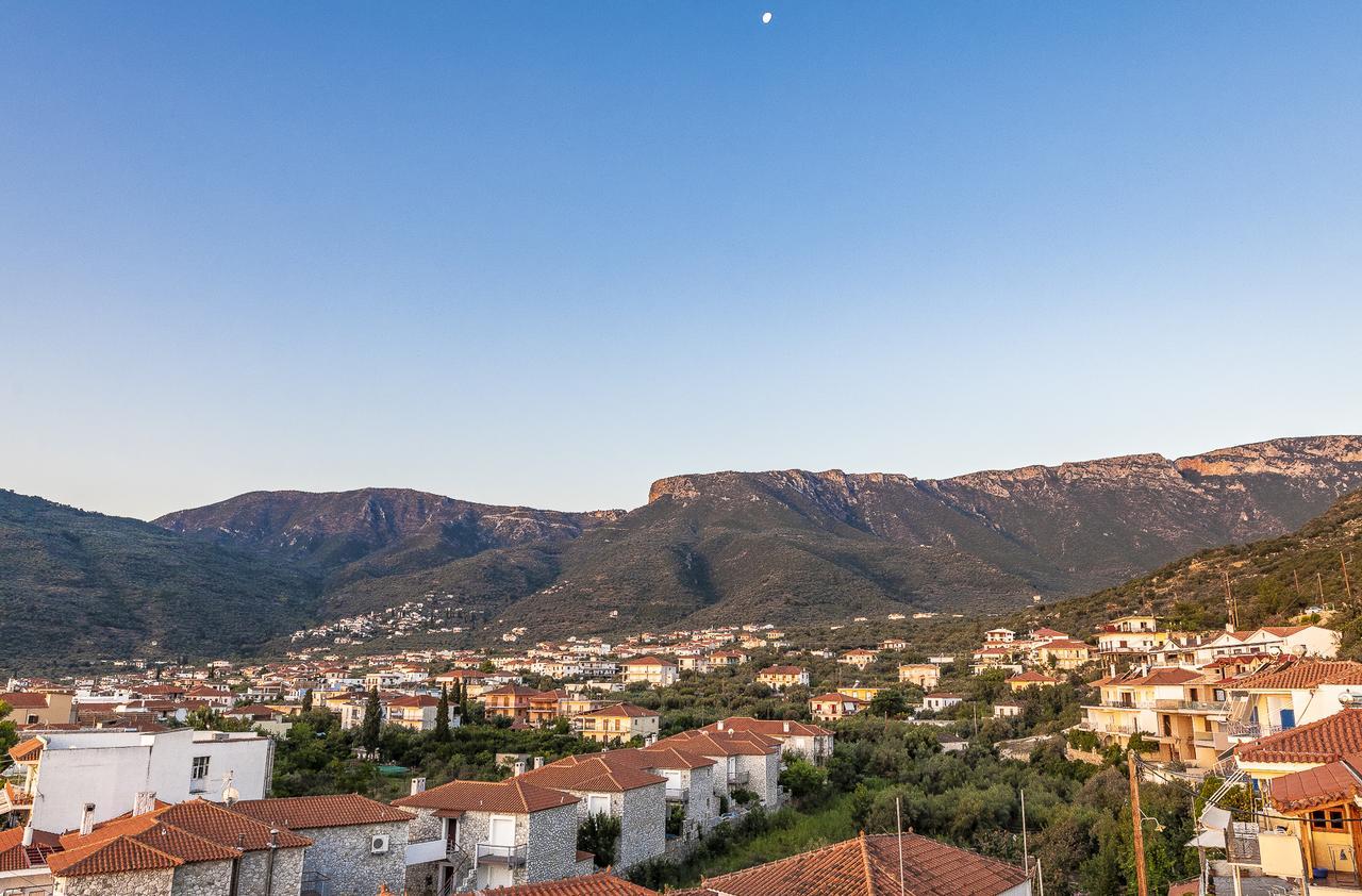 Paraskevas Boutique Hotel Tirós エクステリア 写真